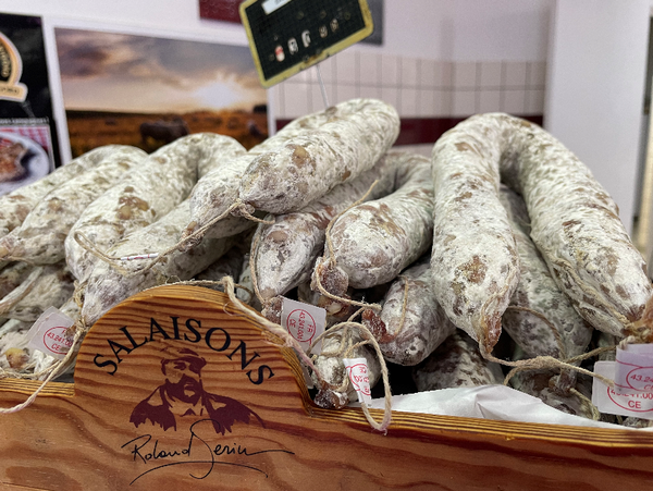 Les saucissons artisanaux proposés chez Pascal et Damien