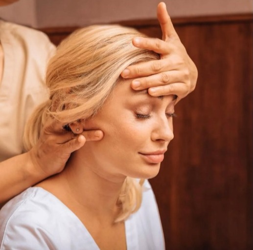 Modelage crânien au Hair Spa de Signature C.